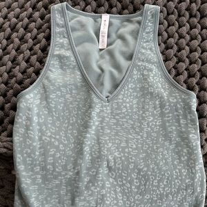 Athleta Aurora Tank size Small